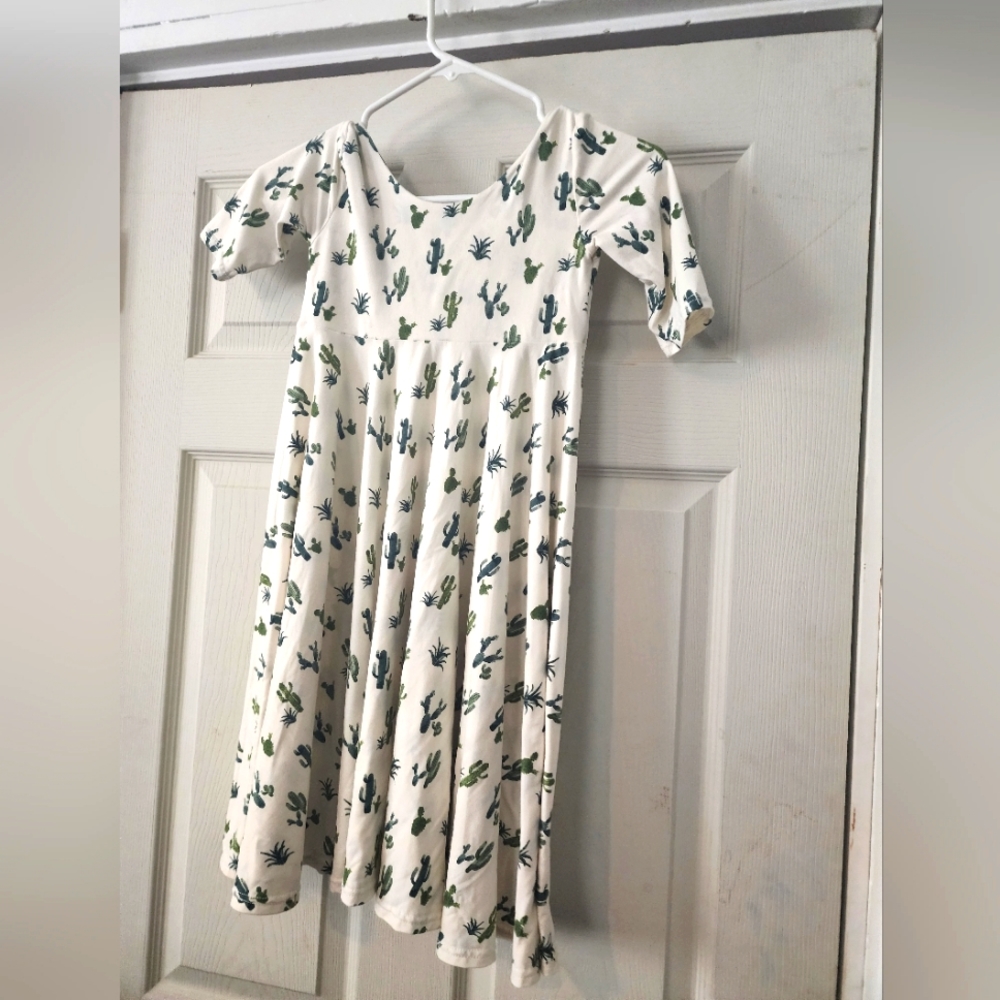 Girls size 8 cactus dress